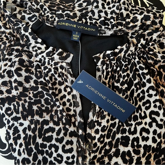 Adrienne Vittadini Leopard Print Silky Long sleeved Top Size S NWT! - Picture 8 of 9
